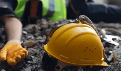 Tatlısu’da aynı gün iki ayrı iş kazası: İki işçi yaralandı