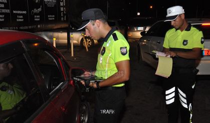 Trafik denetimlerinde 56 araç trafikten men edildi, iki sürücü tutuklandı