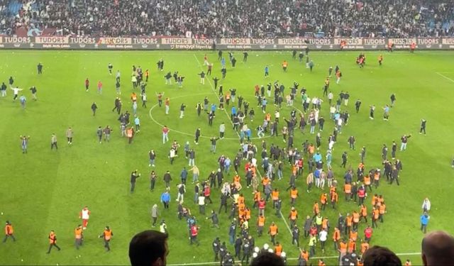 Trabzon'da olaylı maç sonrası sahaya giren 5 kişi tutuklandı