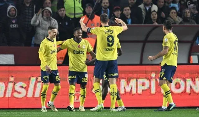 Dev maçta 5 gol: Fenerbahçe, zirve takibini sürdürüyor