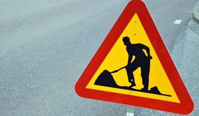 Mehmetçik’te yol bakım çalışması