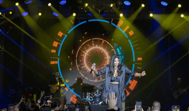 Merit Royal Diamond'ın Nevruz Bayramı konserinde Sogand sahne aldı...