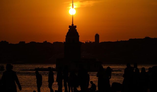 Türkiye'de 'tropikal gece' yaşanacak: Yeni sıcaklık rekoru kırılabilir