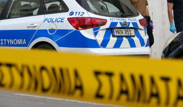 Güney Kıbrıs’ta cinayet girişimi: Tartıştığı kişiye arabayla çarptı