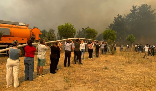 Çanakkale merkezdeki yangın büyük ölçüde kontrol altında!