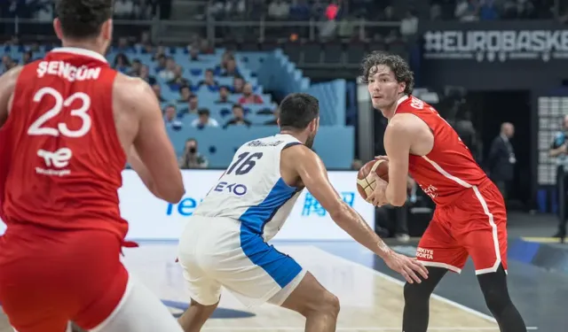 12 Dev Adam, EuroBasket'te finale yükseldi