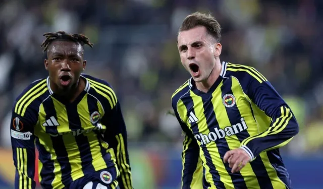 Kadıköy'de Kerem Aktürkoğlu'nun gecesi