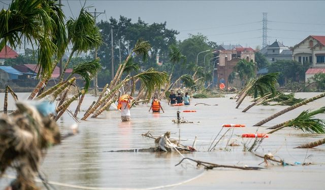 Vietnam'da sel ve heyelanlar nedeniyle 10 kişi öldü