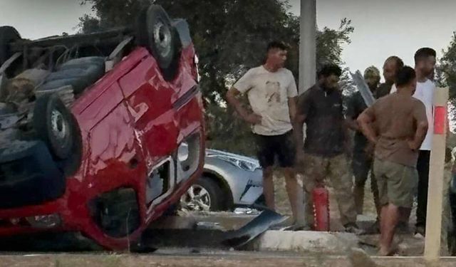 Dörtyol'da kaza... Şans eseri yaralanan olmadı!