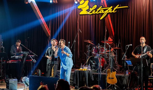 KKTC’nin 42. Kuruluş Yıldönümü Letafet Sahnesinde Coşkuyla Kutlandı