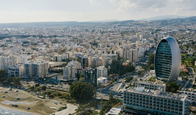 Güney Kıbrıs’ta taşınmaz satışları artışta: Yabancılara satışlar yüzde 14,8 yükseldi