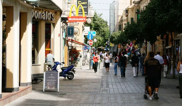 Güney Kıbrıs’a giden turistlerin sayısı 2025 yılının ilk 10 ayında 4 milyonu aştı