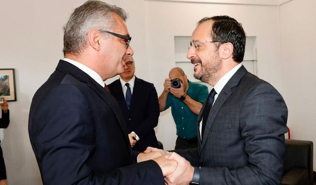 Hristodulidis: Müzakerelerin yeniden başlamasını görüşme sürecine giriyoruz