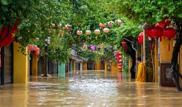 Vietnam'da sel ve heyelanlar nedeniyle 28 kişi yaşamını yitirdi