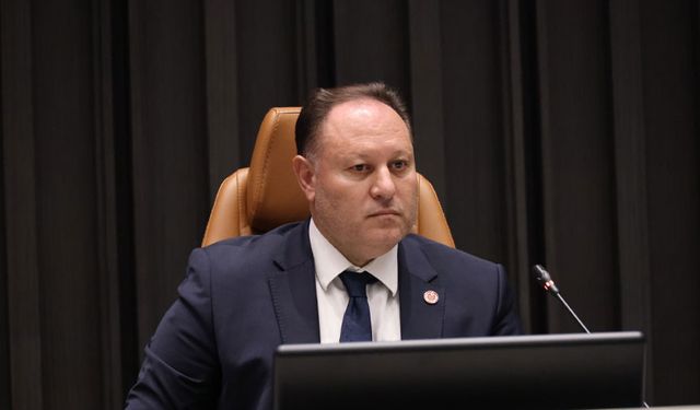 Meclis Başkanı Öztürkler’den CTP Lideri İncirli’ye Tebrik