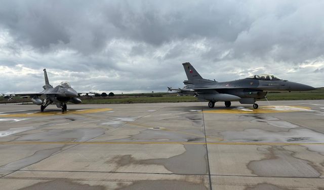 Türk Hava Kuvvetleri'nden Akdeniz'in uluslararası hava sahasında eğitim uçuşu