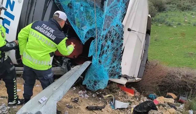 Antalya ve Burdur'da art arda katliam gibi kaza...16 can kaybı var