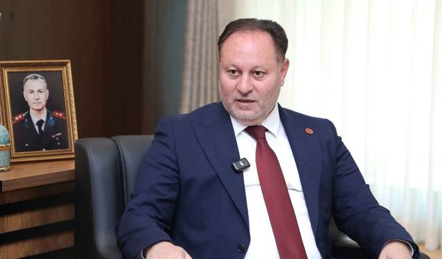 Öztürkler: Zirve Türkiye ve Kıbrıs Türk halkı için büyük bir gurur kaynağı oldu
