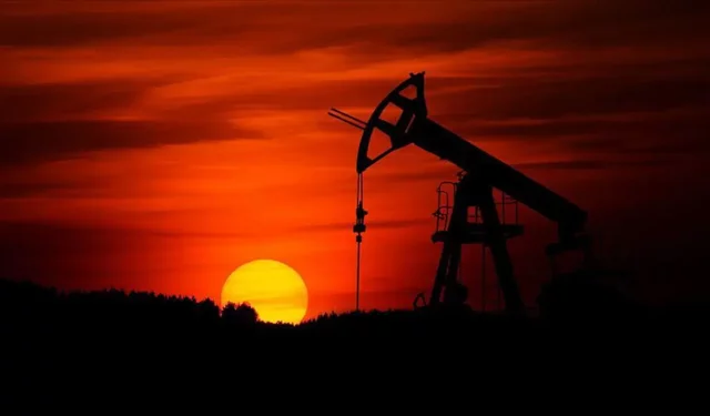 Brent petrolün varil fiyatı 88,80 dolara geriledi