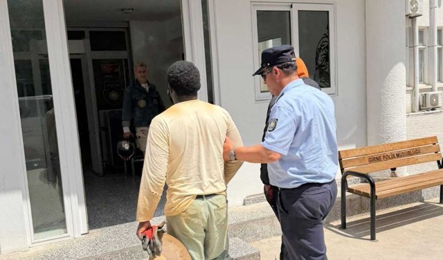 2019’dan Yılından Beri Kaçak Yaşadı