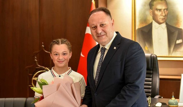 Öztürkler: "Buranın gerçek sahipleri sizlersiniz"