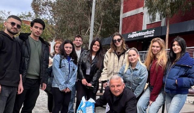 Doğayı ve Canlıyı Koruma Derneği, sokak hayvanlarını besledi