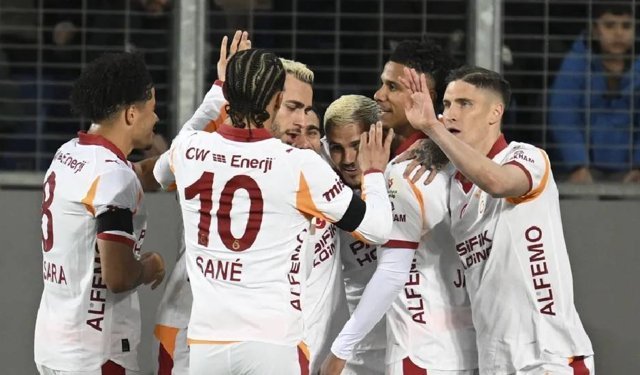 Galatasaray ilk yarıda fişi çekti: Fenerbahçe derbisine 4 puan farkla gidiyor