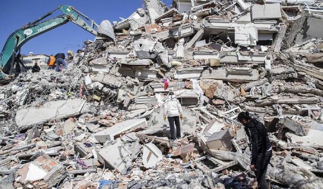 Depremde 146 kişinin hayatını kaybettiği Hamidiye Sitesi davasında 21 yıl hapis