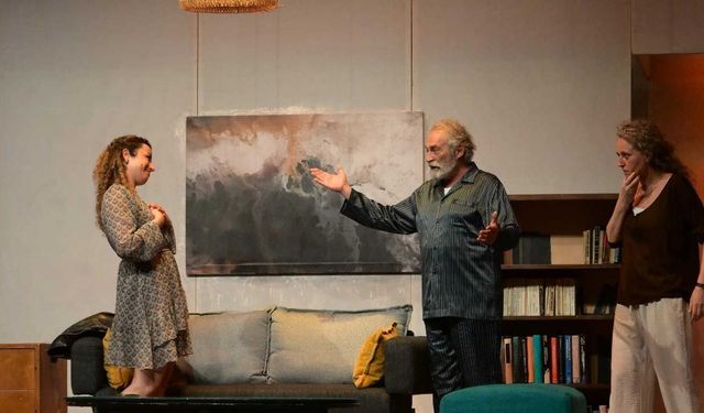 Haluk Bilginer’li “Baba” Oyununa Lefkoşa’da Yoğun İlgi