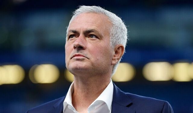 Real Madrid, teknik direktör Mourinho ile sözleşme imzaladı