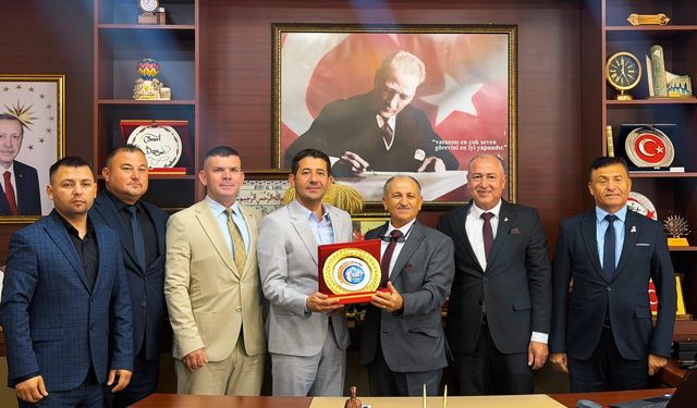 KKTC Adanalılar Dayanışma, Aktivite ve Kültür Derneği Adana’da temaslarda bulundu