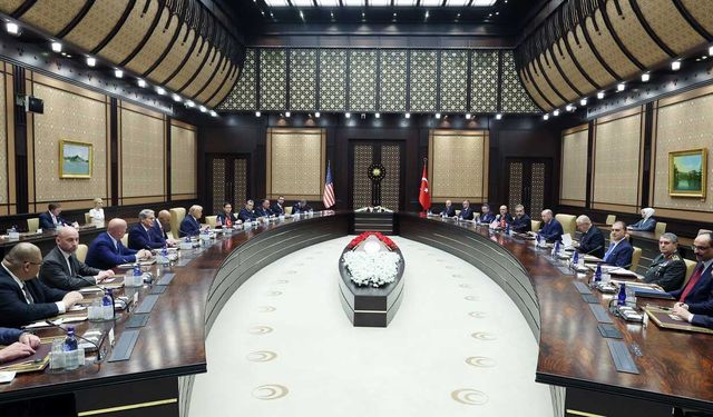 Erdoğan, Trump ile heyetler arası görüşmeye başkanlık etti