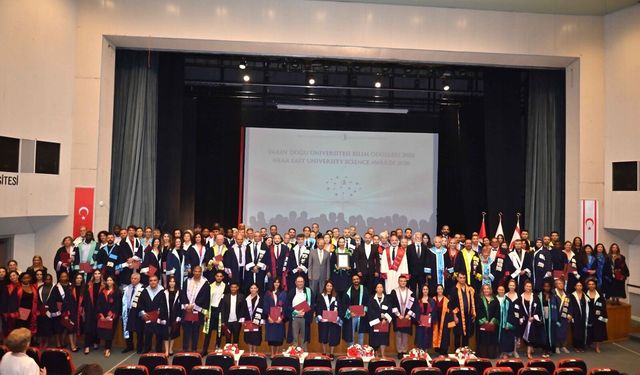Dr. Suat Günsel Onur Ödülü Altın Madalyası’nın Sahibi Prof. Dr. Şerife Zihni Eyüpoğlu Oldu!