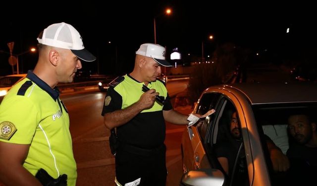 Kötü hava koşullarına rağmen trafik denetimleri sürdü