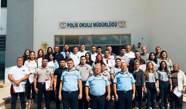 Polis okulunda eğitimlere devam ediliyor...