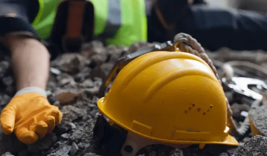 Tatlısu’da aynı gün iki ayrı iş kazası: İki işçi yaralandı