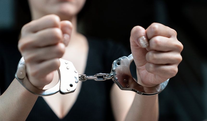 Şirkette Yolsuzluk: Satış Sorumlusu Parayı Cebe Atıp Faturayı Sahteledi