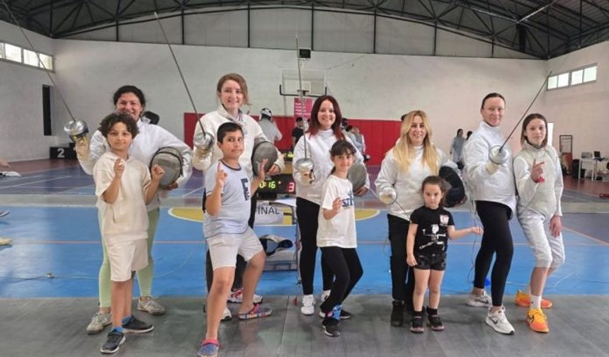 Büyükler Federasyon Kupası, Anneler Günü Coşkusuyla Gerçekleşti