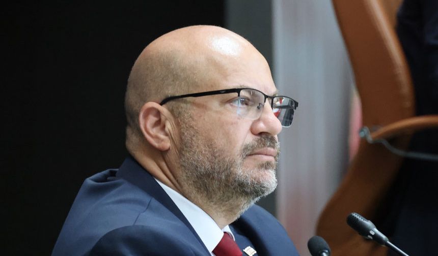 Küçük: Geleceğimizi Dijital Tehlikelere Teslim Etmeyeceğiz