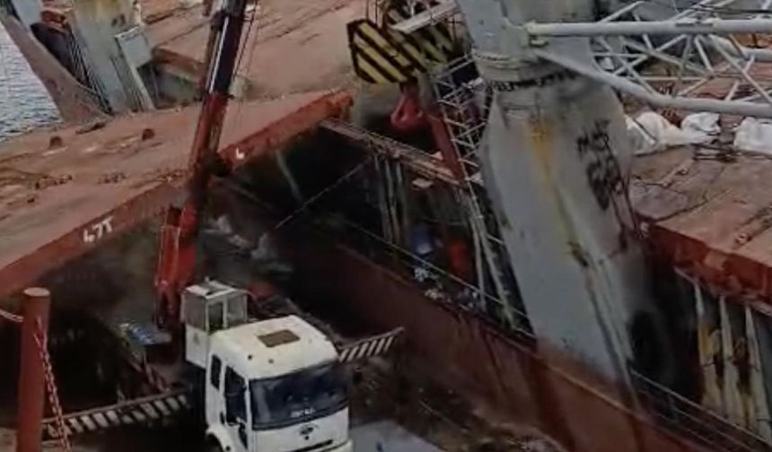 Tuzla'da gemi yan yattı: 1 işçi öldü