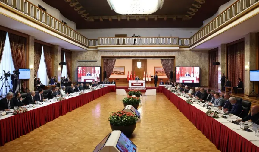 TBMM heyeti İmralı'ya gitti: "Sürecin ilerletilmesi için olumlu sonuç alındı"