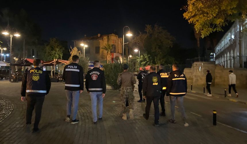 İkamet izinsiz 53 kişi tutuklandı!