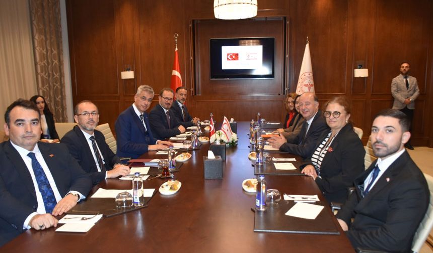 Sağlık Bakanı Dinçyürek, Ankara’da Memişoğlu ile görüştü