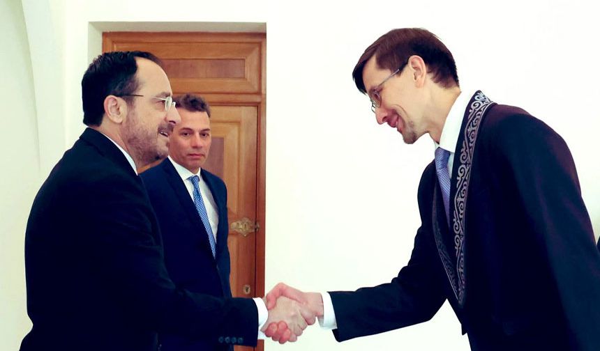 “Kazakistan büyükelçilik açma kararını ulusal çıkarlarına ve egemenlik haklarına dayanarak aldı”