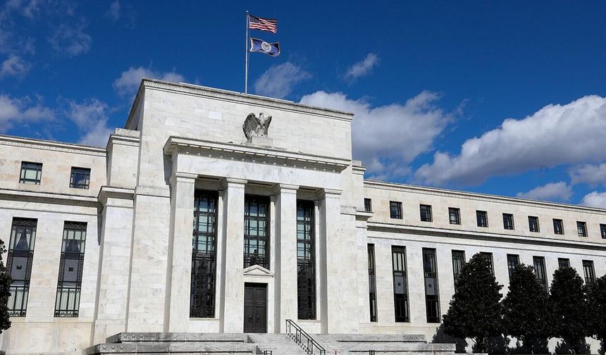 Fed, politika faizini yüzde 3,5-3,75 aralığında sabit tuttu