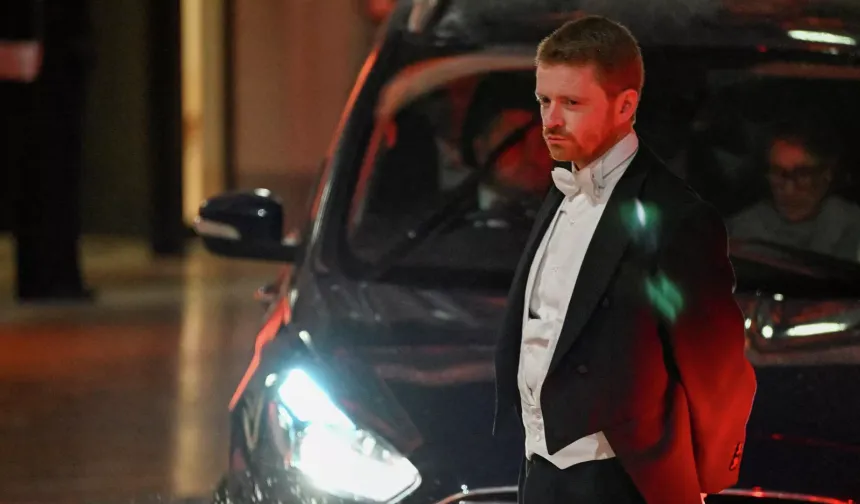 Epstein belgeleri: İngiltere Başbakanı Starmer'ın özel kalem müdürü istifa etti