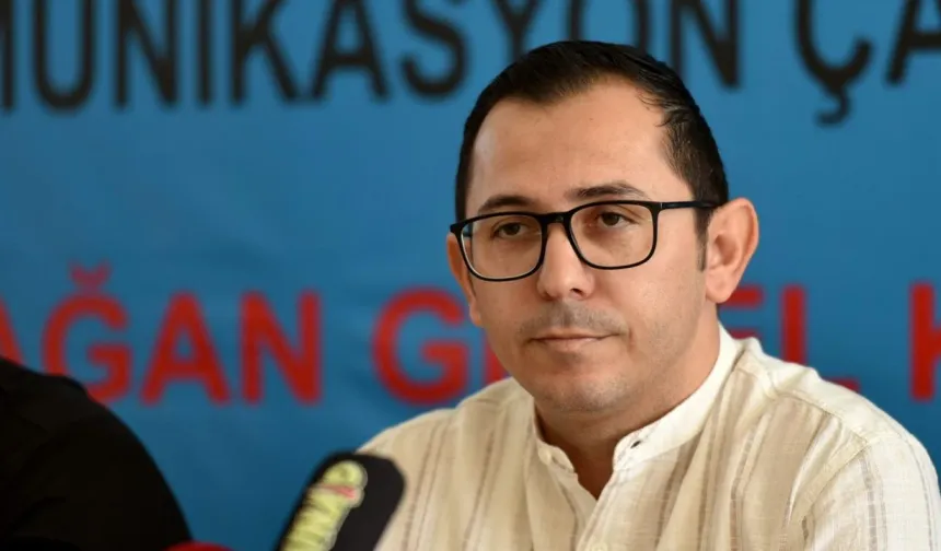 Üredi: Arıklı, elindeki tüzüğü değiştirip vatandaşı fibere teşvik edebilecekken neden bunu yapmadı?