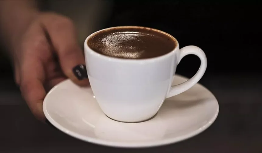 43 yıllık araştırma: Günlük çay ve kahve tüketimi beyni koruyabilir