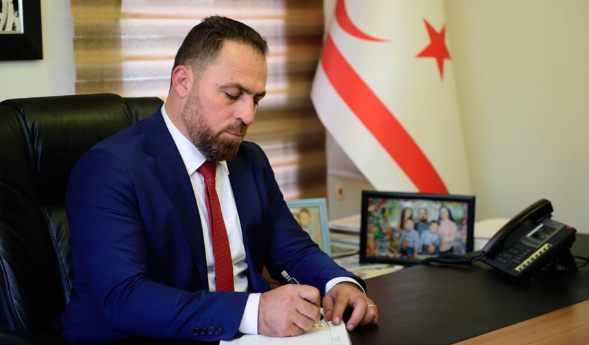 Çavuş, İrsen Küçük’ü andı: Bıraktığı hizmet mirası her zaman hatırlanmaya devam edecek