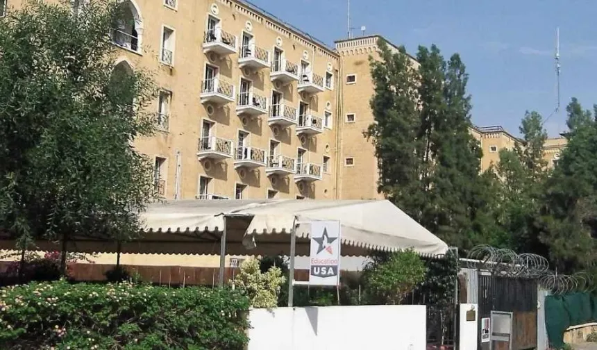 Kıbrıslı Türk ve Rum partiler buluştu: İngiliz üsleri nedeniyle güvenlik riskine dikkat çekildi